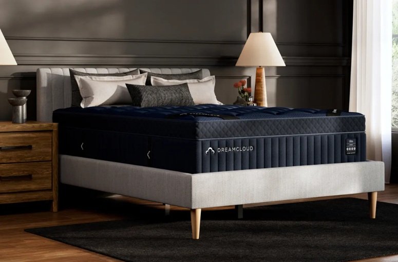 DreamCloud Ultra Hybrid Mattress